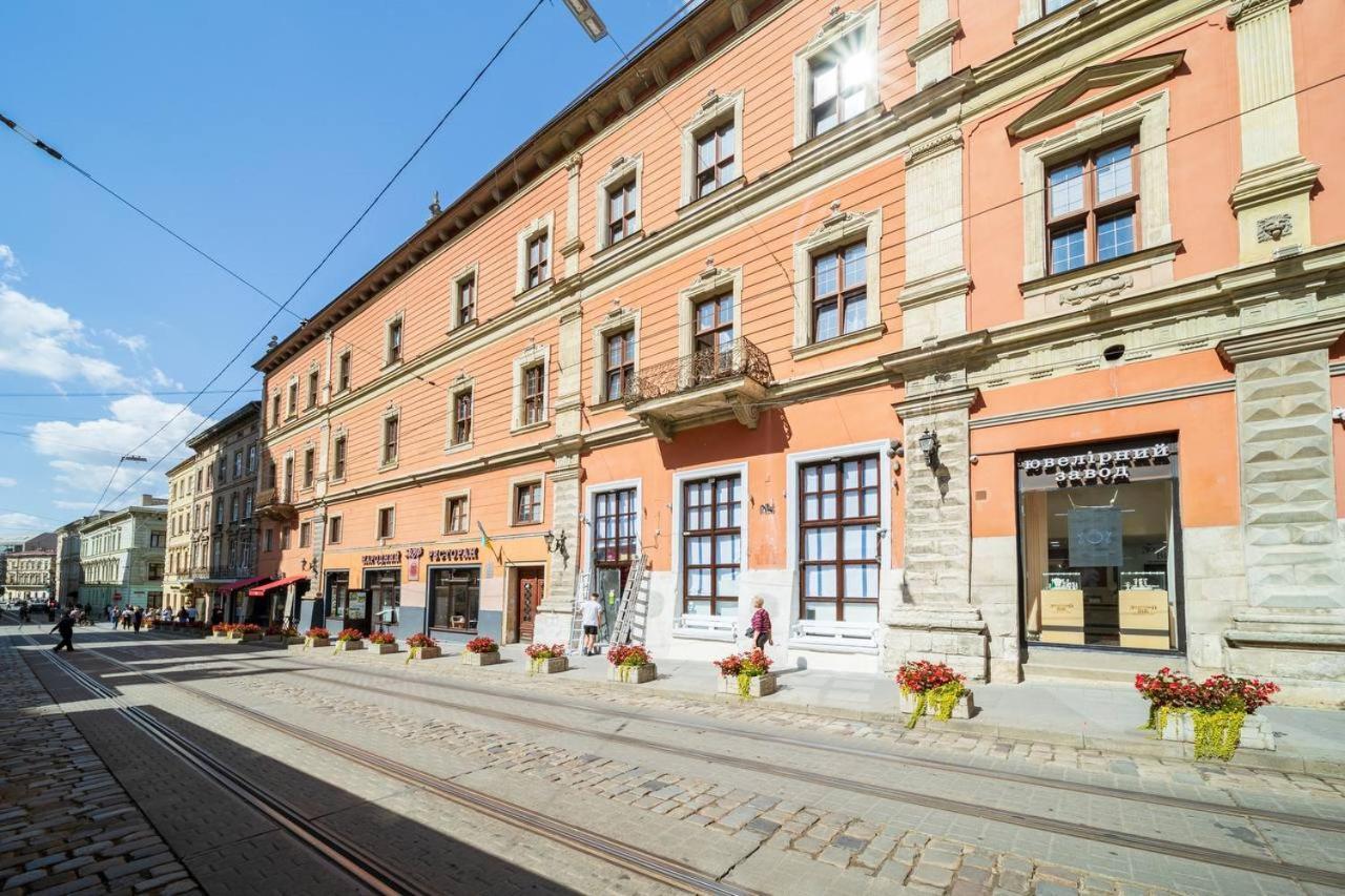 Апартаменти На Площі Ринок 12 Liov Exterior foto